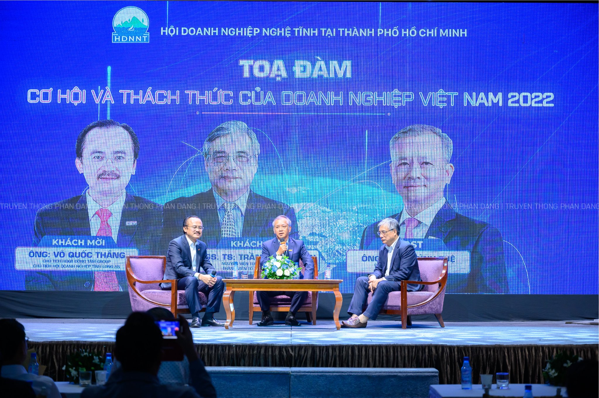 Buổi tọa đàm cơ hội và thách thức của doanh nghiệp Việt Nam 2022
